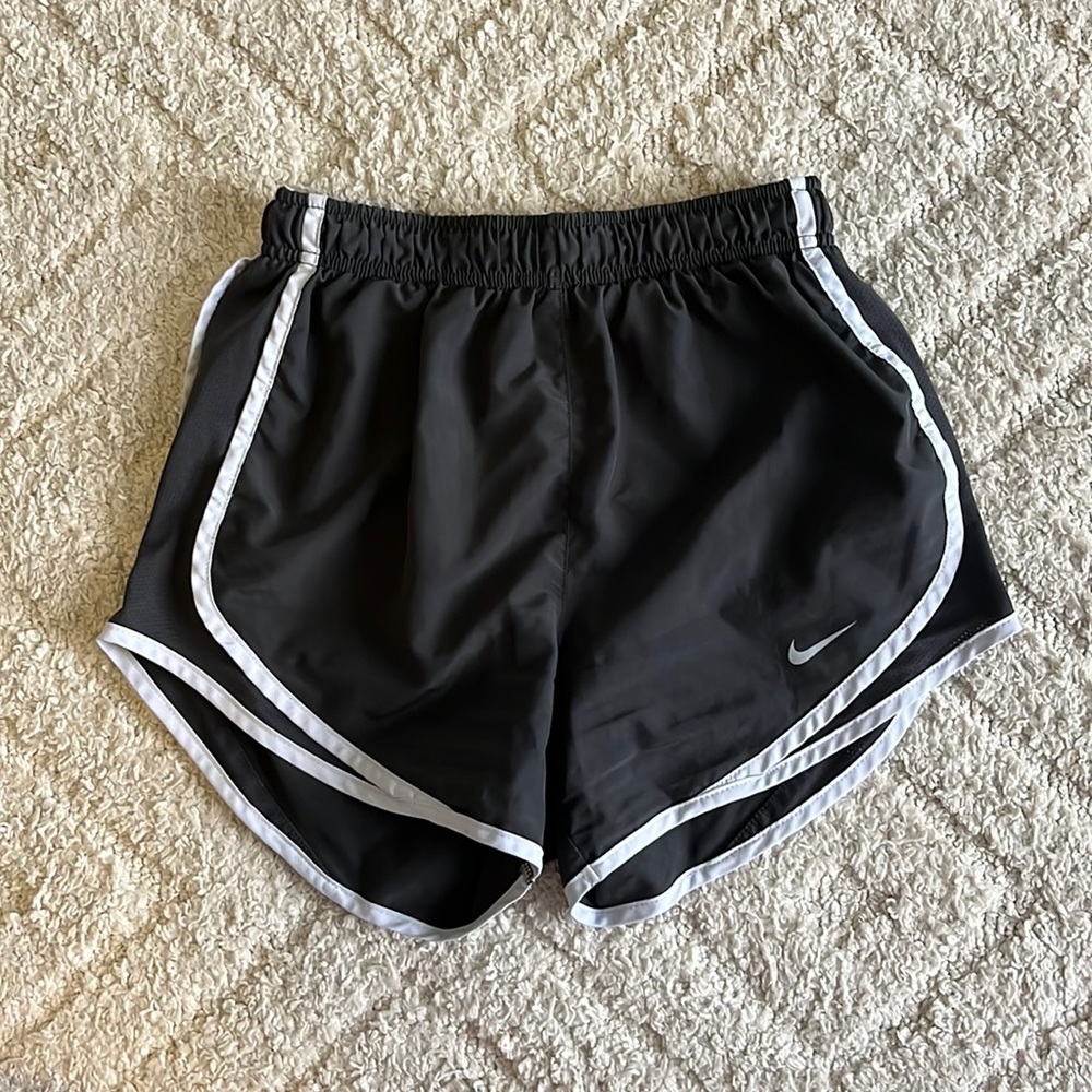 nike womens tempo running shorts